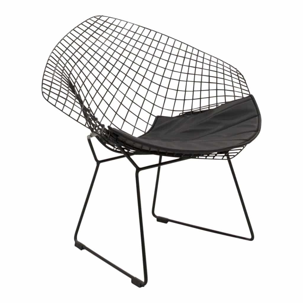 Bertoia Occasional Chair Black_03 Front Angle_1