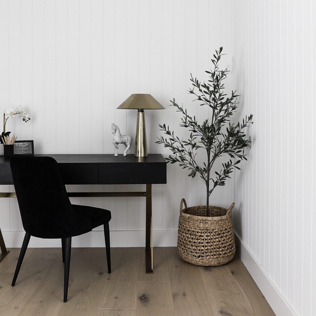 Huntley+Co_May-25